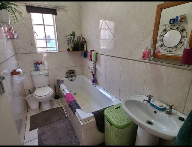 2 BEDROOM TOWNHOUSE FOR SALE IN KOOKRUS